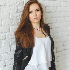 demo-attachment-224-portrait-of-beautiful-young-woman-in-P5KH7KC